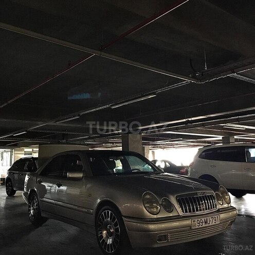 Mercedes E 220 d 1998, 292,120 km - 2.2 l - Bakı
