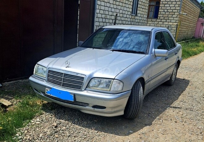 Mercedes C 180 1997, 201,000 km - 1.8 l - Qazax