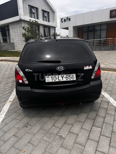 Kia Rio 2006, 268,000 km - 1.4 л - Quba