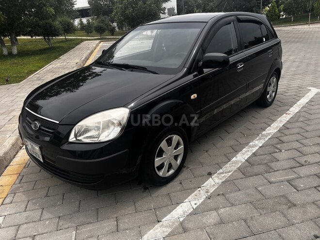 Kia Rio 2006, 268,000 km - 1.4 л - Quba
