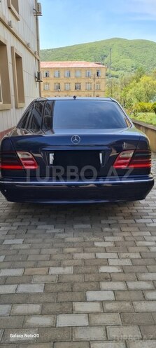 Mercedes E 270 1999, 600,000 km - 2.7 l - Bakı