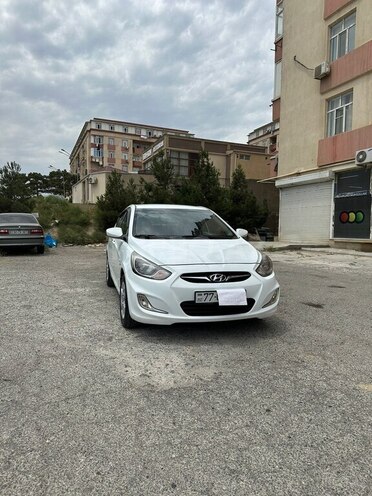 Hyundai Accent 2013, 210,000 km - 1.6 l - Bakı