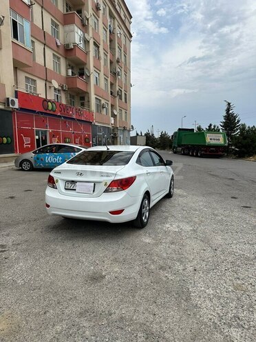Hyundai Accent 2013, 210,000 km - 1.6 l - Bakı