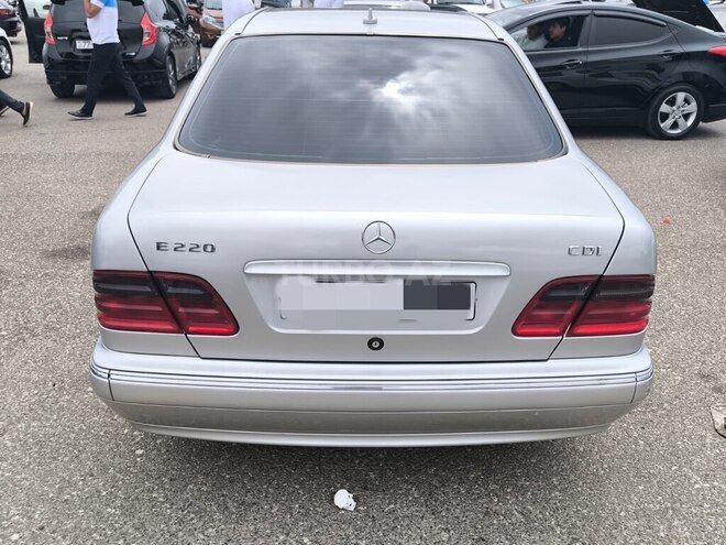 Mercedes E 220 d 1999, 367,000 km - 2.2 л - Bakı