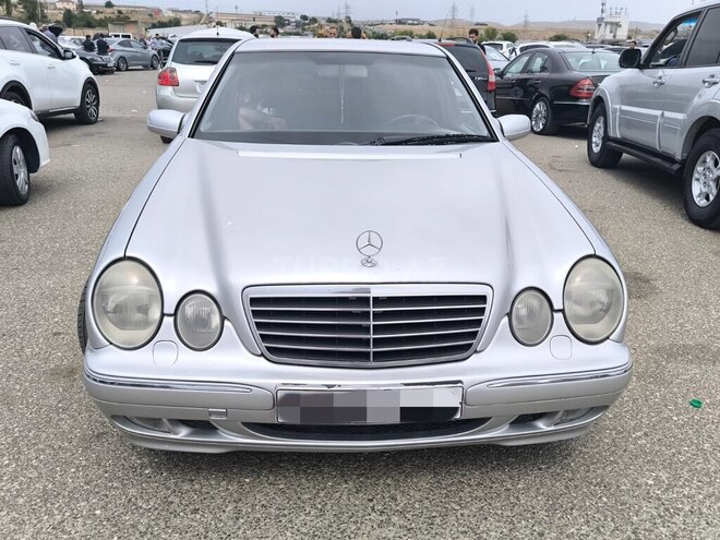 Mercedes E 220 d 1999, 367,000 km - 2.2 л - Bakı