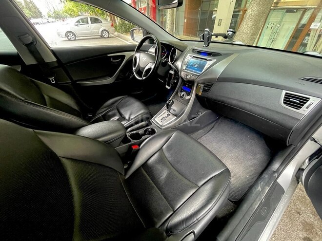 Hyundai Avante 2013, 143,000 km - 1.6 l - Bakı
