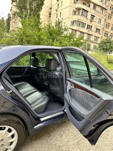 Mercedes E 320 2000, 188,500 km - 3.2 l - Bakı