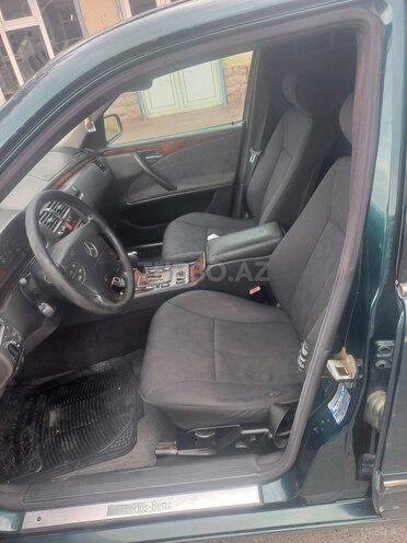 Mercedes E 220 d 2001, 475,000 km - 2.2 l - Bakı