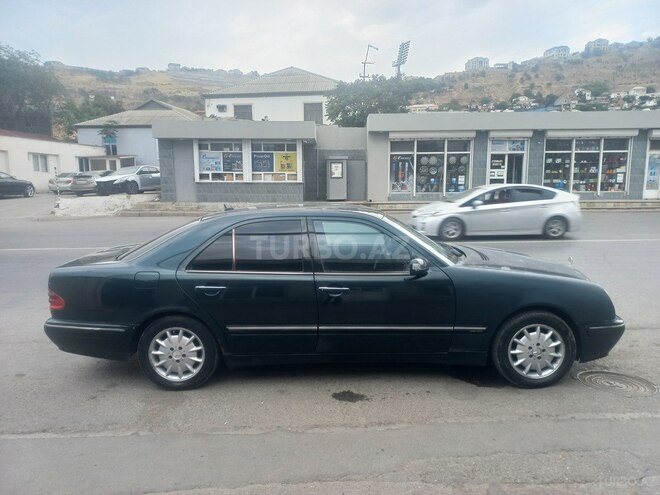 Mercedes E 220 d 2001, 475,000 km - 2.2 l - Bakı