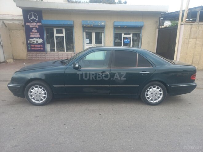 Mercedes E 220 d 2001, 475,000 km - 2.2 l - Bakı