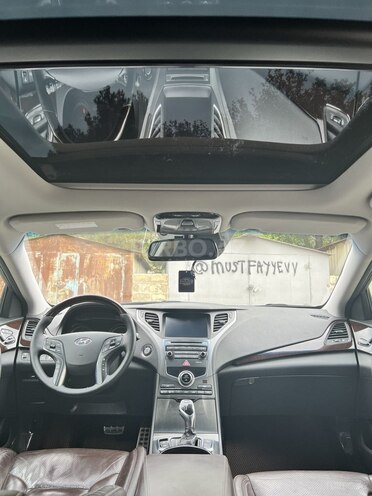 Hyundai Grandeur 2015, 15,600 km - 2.2 л - Bakı