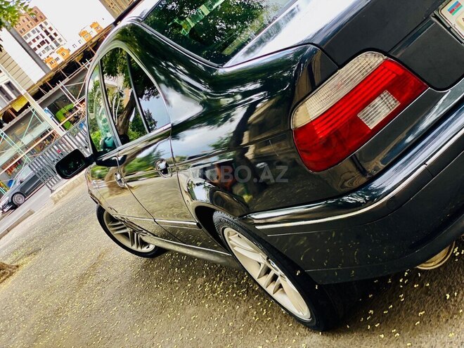 BMW 528 1997, 213,479 km - 2.8 l - Bakı