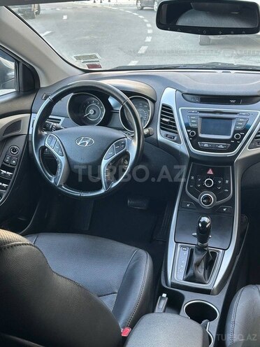 Hyundai Elantra 2015, 117,482 km - 1.8 л - Bakı