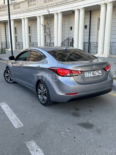 Hyundai Elantra 2015, 117,482 km - 1.8 л - Bakı