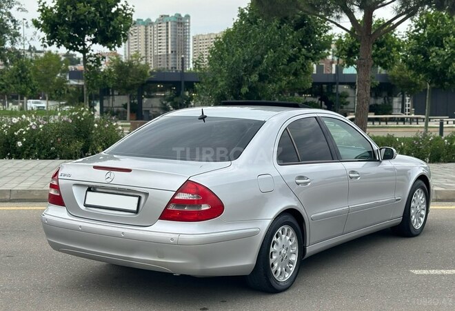 Mercedes E 240 2003, 253,000 km - 2.6 л - Bakı