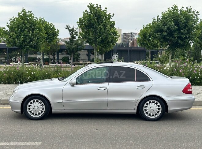 Mercedes E 240 2003, 253,000 km - 2.6 л - Bakı