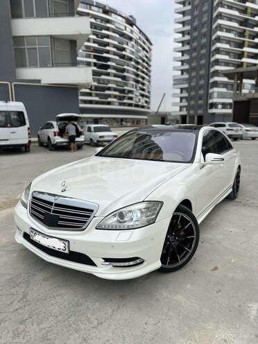 Mercedes S 550 2009, 217,000 km - 5.5 l - Bakı