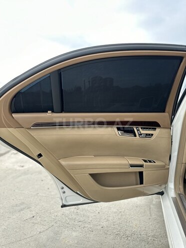 Mercedes S 550 2009, 217,000 km - 5.5 l - Bakı