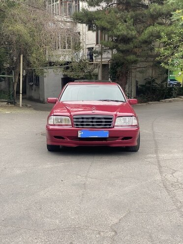 Mercedes C 180 1998, 272,227 km - 1.8 l - Bakı