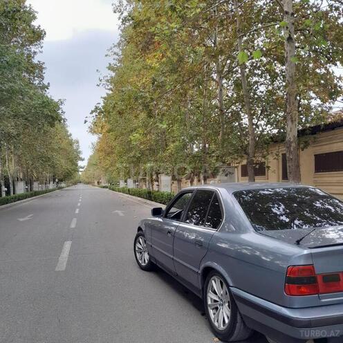 BMW 520 1990, 258,568 km - 2.0 l - Bərdə