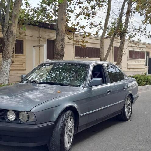BMW 520 1990, 258,568 km - 2.0 l - Bərdə