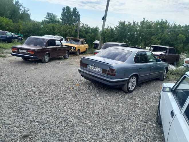 BMW 520 1990, 258,568 km - 2.0 l - Bərdə