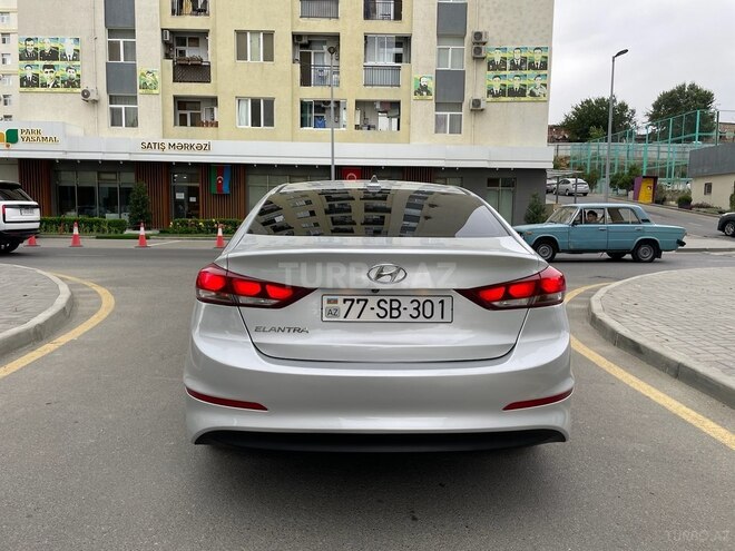 Hyundai Elantra 2016, 97,500 km - 2.0 l - Bakı