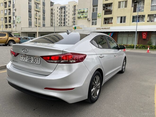 Hyundai Elantra 2016, 97,500 km - 2.0 l - Bakı