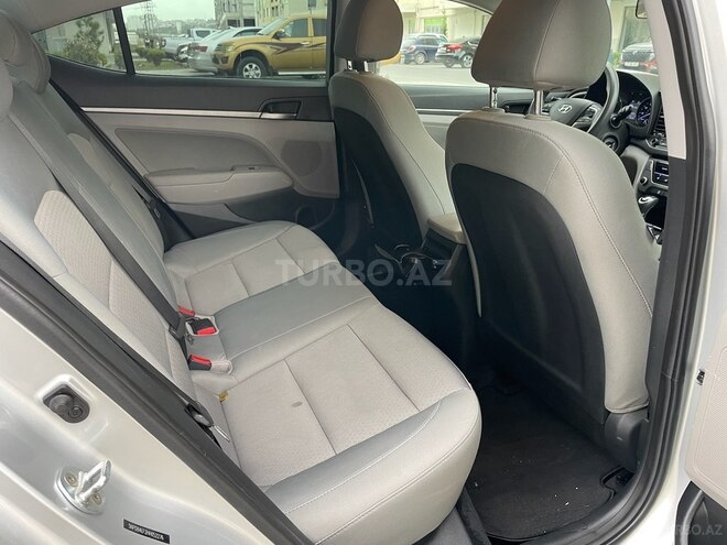 Hyundai Elantra 2016, 97,500 km - 2.0 l - Bakı