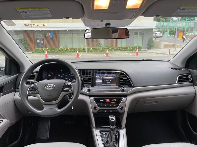 Hyundai Elantra 2016, 97,500 km - 2.0 l - Bakı