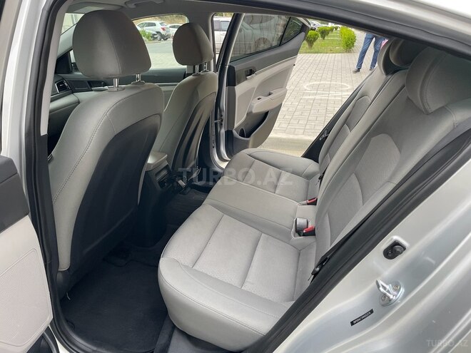 Hyundai Elantra 2016, 97,500 km - 2.0 l - Bakı