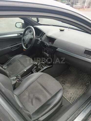 Opel Astra 2007, 345,000 km - 1.7 l - Göyçay