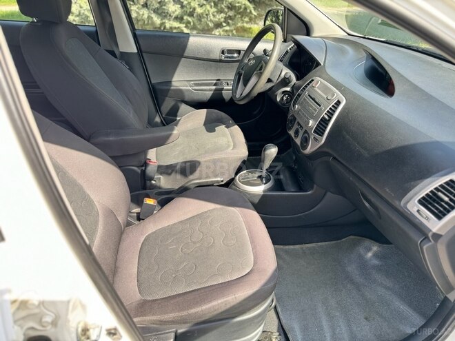 Hyundai i20 2009, 180,000 km - 1.4 l - Bakı