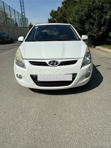 Hyundai i20 2009, 180,000 km - 1.4 l - Bakı