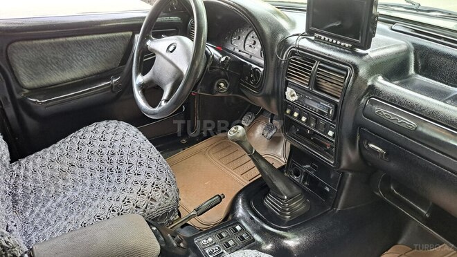 GAZ 3110 2005, 156,000 km - 2.4 l - Qazax