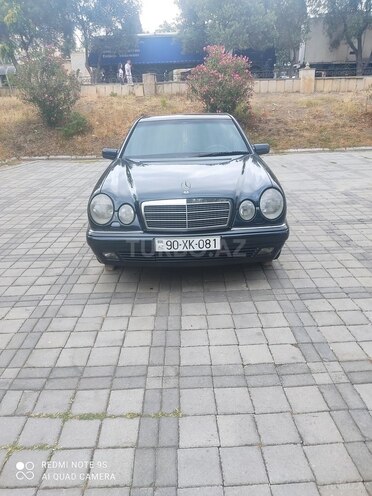 Mercedes E 240 1998, 335,000 km - 2.4 l - Bakı