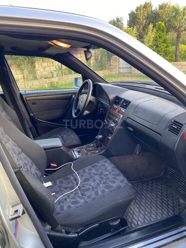 Mercedes C 200 1999, 210,000 km - 2.0 л - Bakı