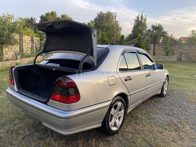 Mercedes C 200 1999, 210,000 km - 2.0 л - Bakı