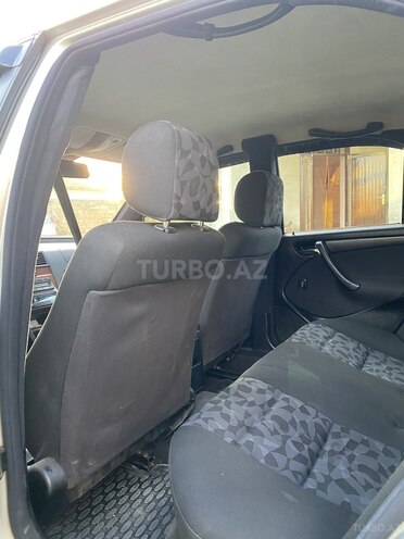 Mercedes C 200 1999, 210,000 km - 2.0 л - Bakı