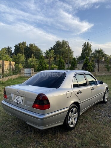 Mercedes C 200 1999, 210,000 km - 2.0 л - Bakı