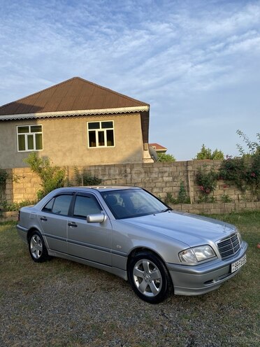 Mercedes C 200 1999, 210,000 km - 2.0 л - Bakı