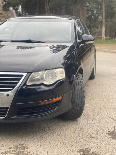 Volkswagen Passat 2006, 284,001 km - 2.0 l - Bakı