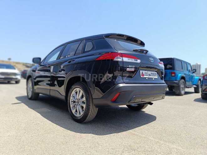 Toyota Corolla Cross-12