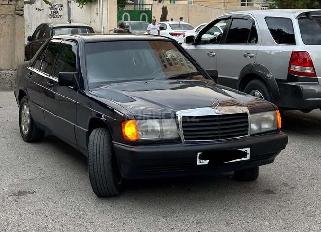 Mercedes 190 1992, 199,415 km - 2.0 l - Bakı