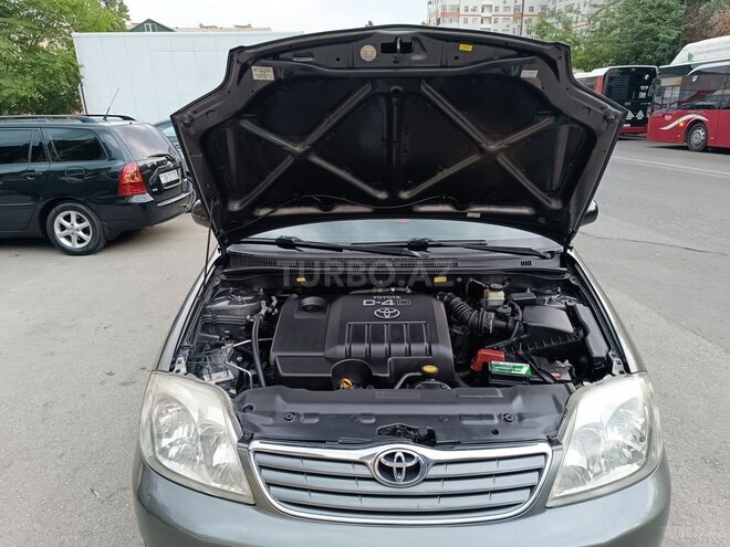 Toyota Corolla 2006, 215,149 km - 1.4 l - Bakı
