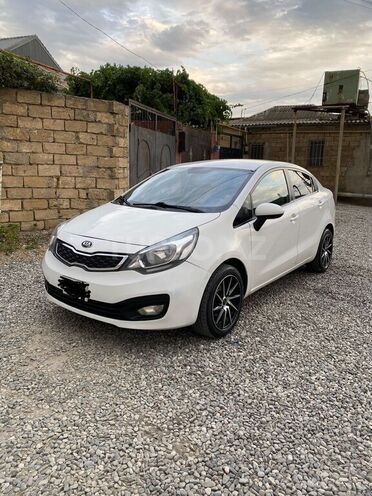 Kia Rio 2013, 400,121 km - 1.4 l - Bakı