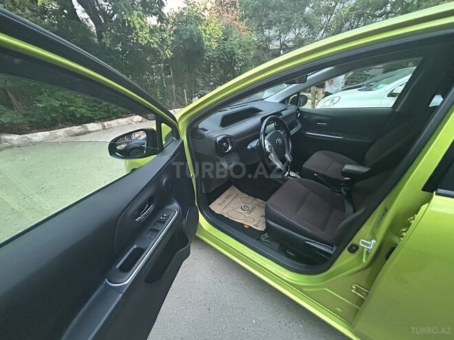 Toyota Aqua 2015, 110,000 km - 1.5 l - Bakı