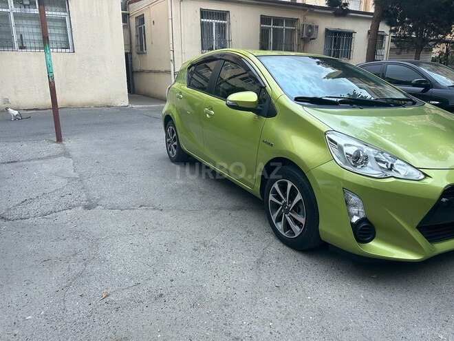 Toyota Aqua 2015, 110,000 km - 1.5 l - Bakı