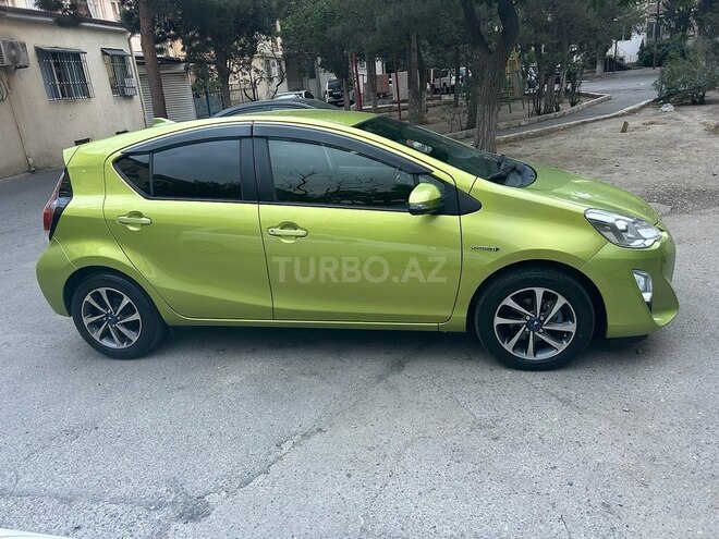 Toyota Aqua 2015, 110,000 km - 1.5 l - Bakı