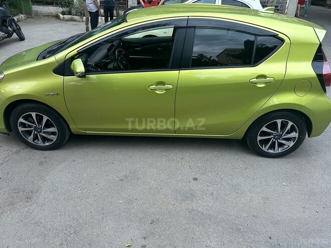 Toyota Aqua 2015, 110,000 km - 1.5 l - Bakı